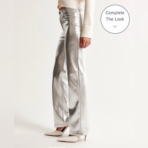 🏷️ 🛍️ NWOT Abercrombie Silver Curve Love Vegan Leather 90’s Straight Pant 🏷️ 🛍️ - Picture 3 of 14